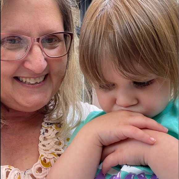 Meet your Posher, Robin. Thank you for stopping by and checking out my closet. - Picture 2 of 16